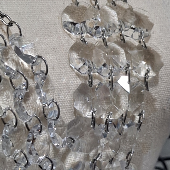 Statement necklace with Clear Crystals, 4 Strand Silver Chain - Picture 4 of 6